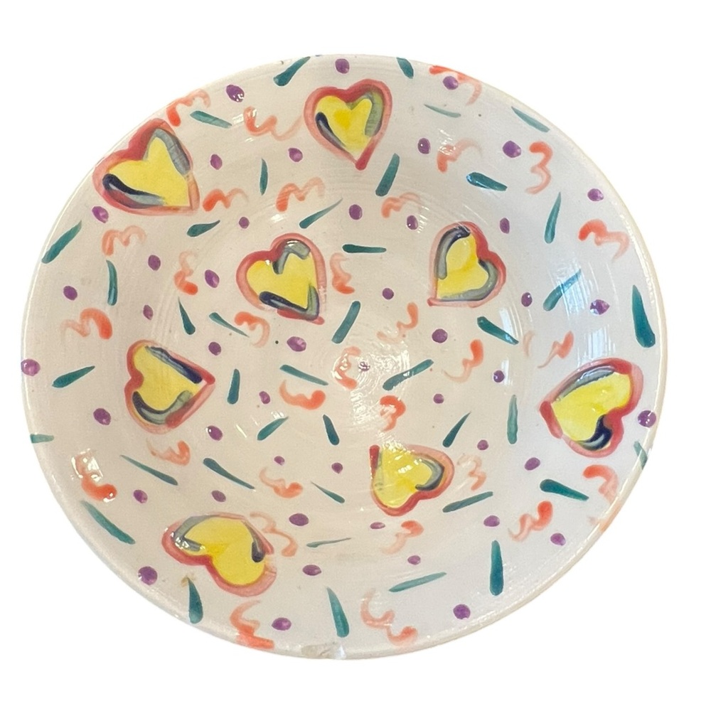 Vintage Ceramic Fruit‎ Serving Bowl Platter Hand Painted Hearts Confetti 8.5”